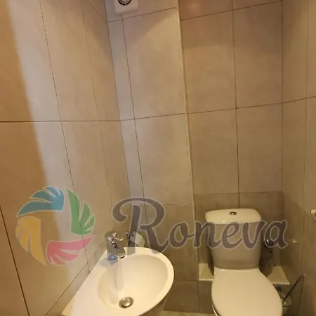 아파트 Roneva 3-bedroom Penthouse With Huge Terrace