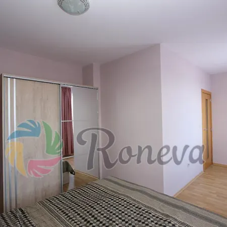 아파트 Roneva 3-bedroom Penthouse With Huge Terrace *